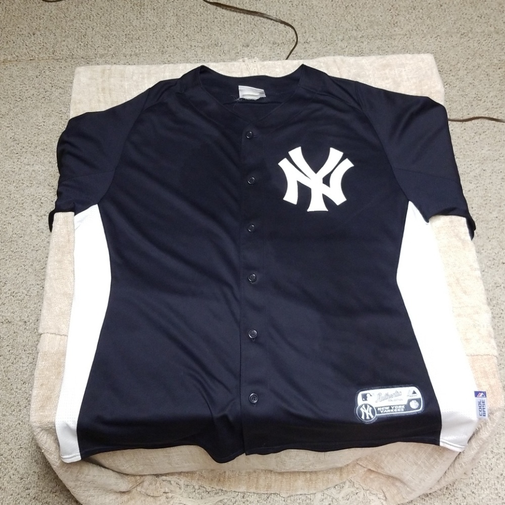 MENS XL NEW YORK YANKEES BASEBALL JERSEY